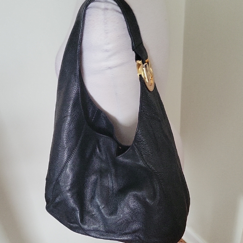 Michael Kors Large Black Leather Hobo Bag - Picture 7 of 15